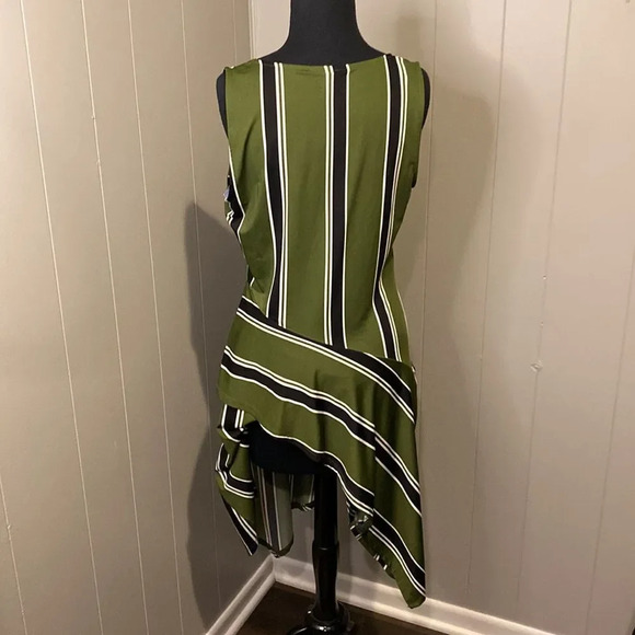 bar III Medium Handkerchief Hem Shift Dress mirrorstripe - Picture 6 of 7